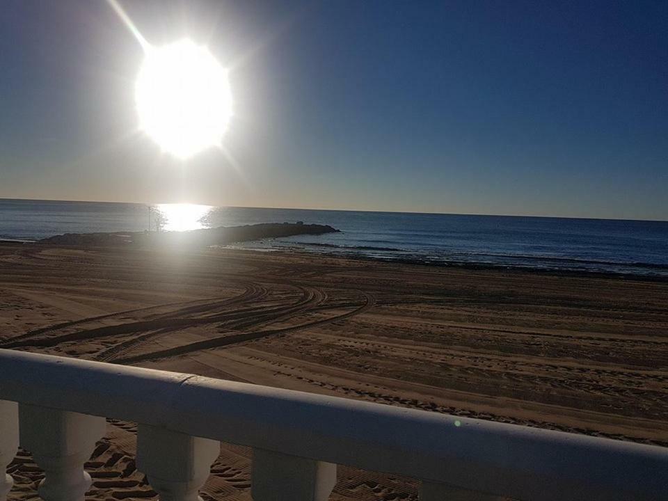 Palacio Del Mar, Beach, Sea View, Pool Leilighet Torrevieja Eksteriør bilde